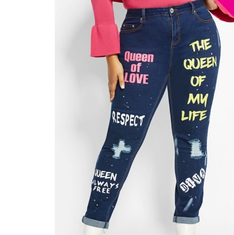 DISTRESSED GRAFFITI JEAN